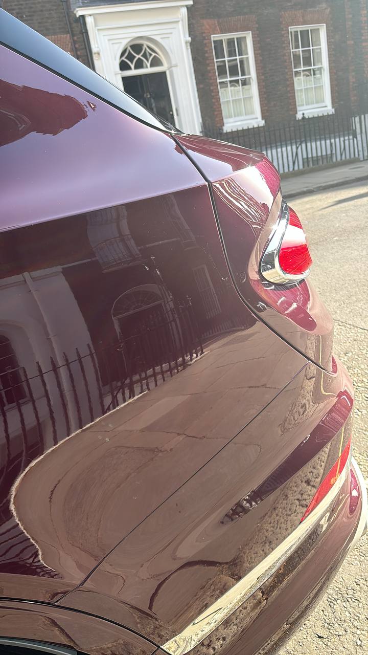 Volkswagen Golf R — full detail